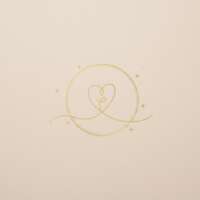 Illustration minimaliste nude et dorée représentant l’alignement et la vérité intérieure, avec cercle doré et lignes abstraites sur fond beige.